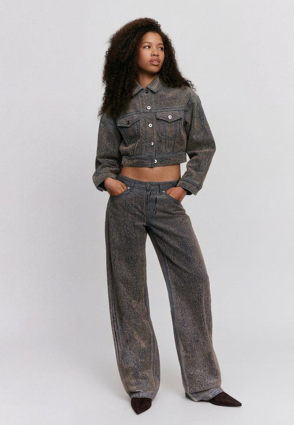 Bershka TEXTURED LOW-RISE - Straight leg jeans - blue denim