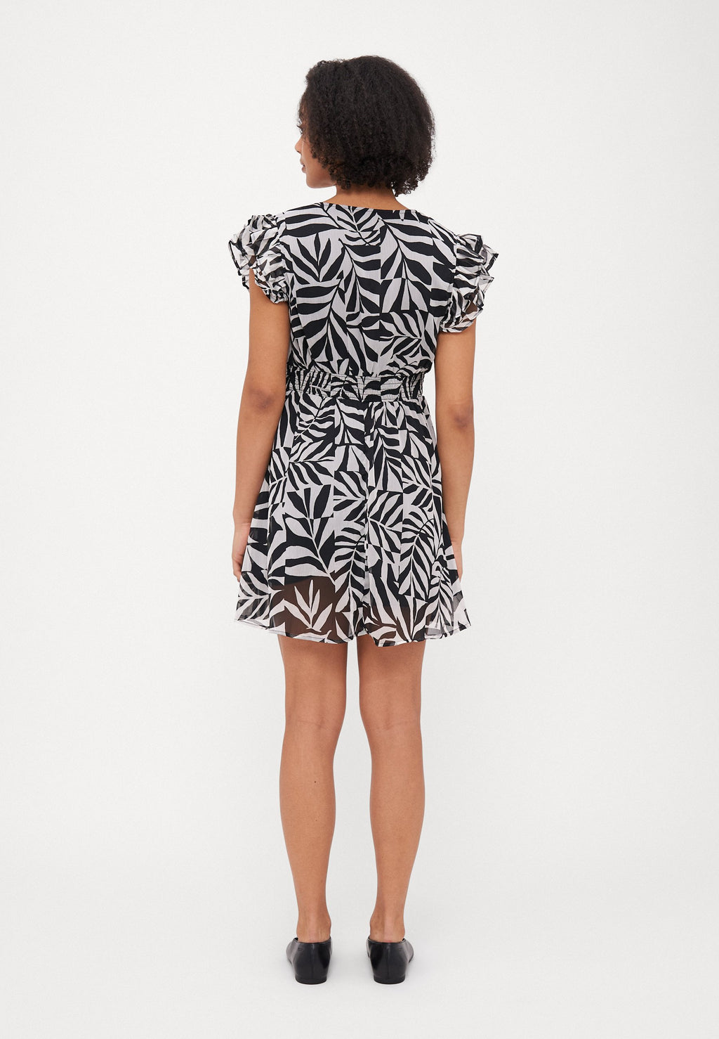 ONLASTA LIFE PEEKABOO DRESS  Media 4
