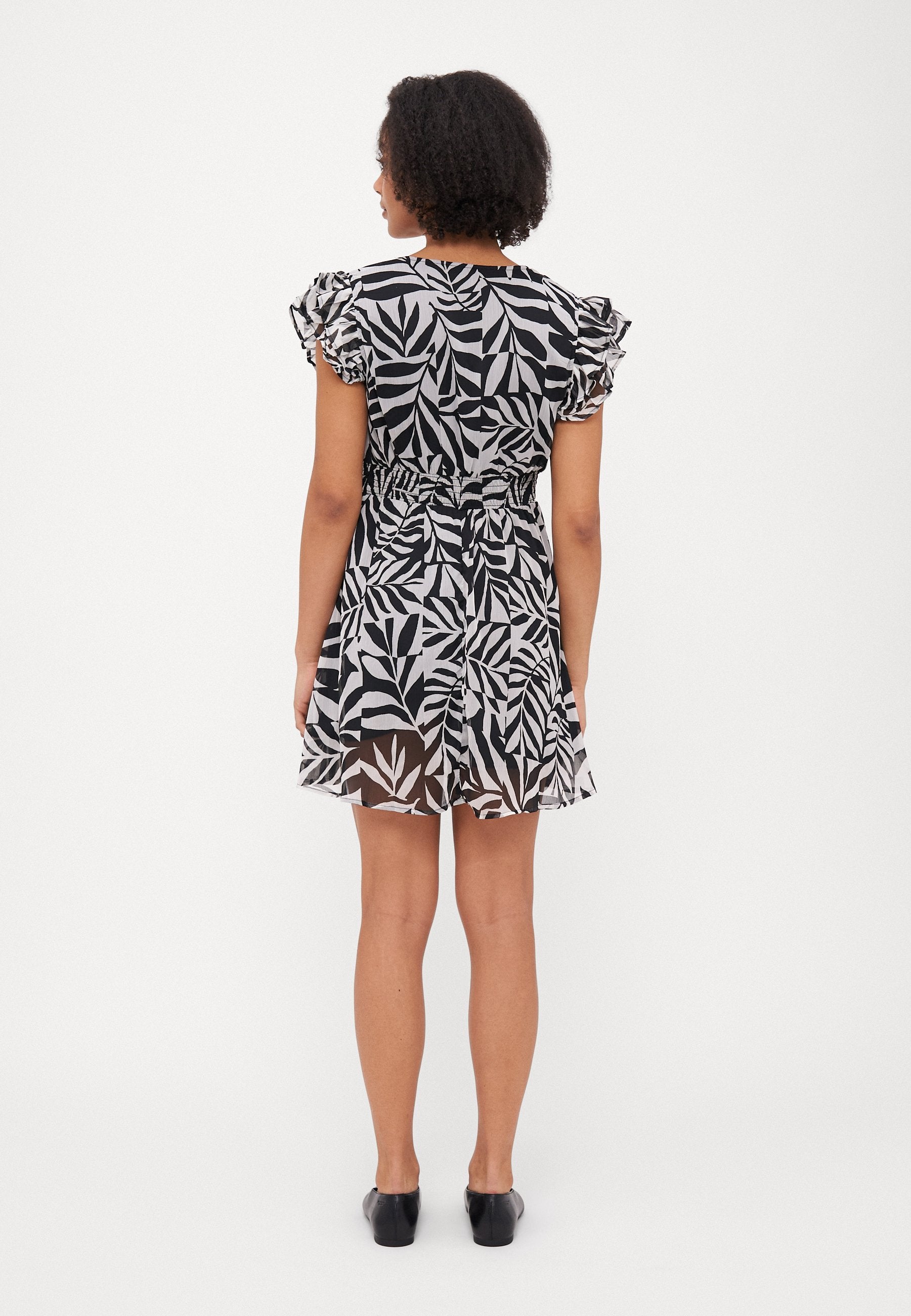ONLASTA LIFE PEEKABOO DRESS  Media 4