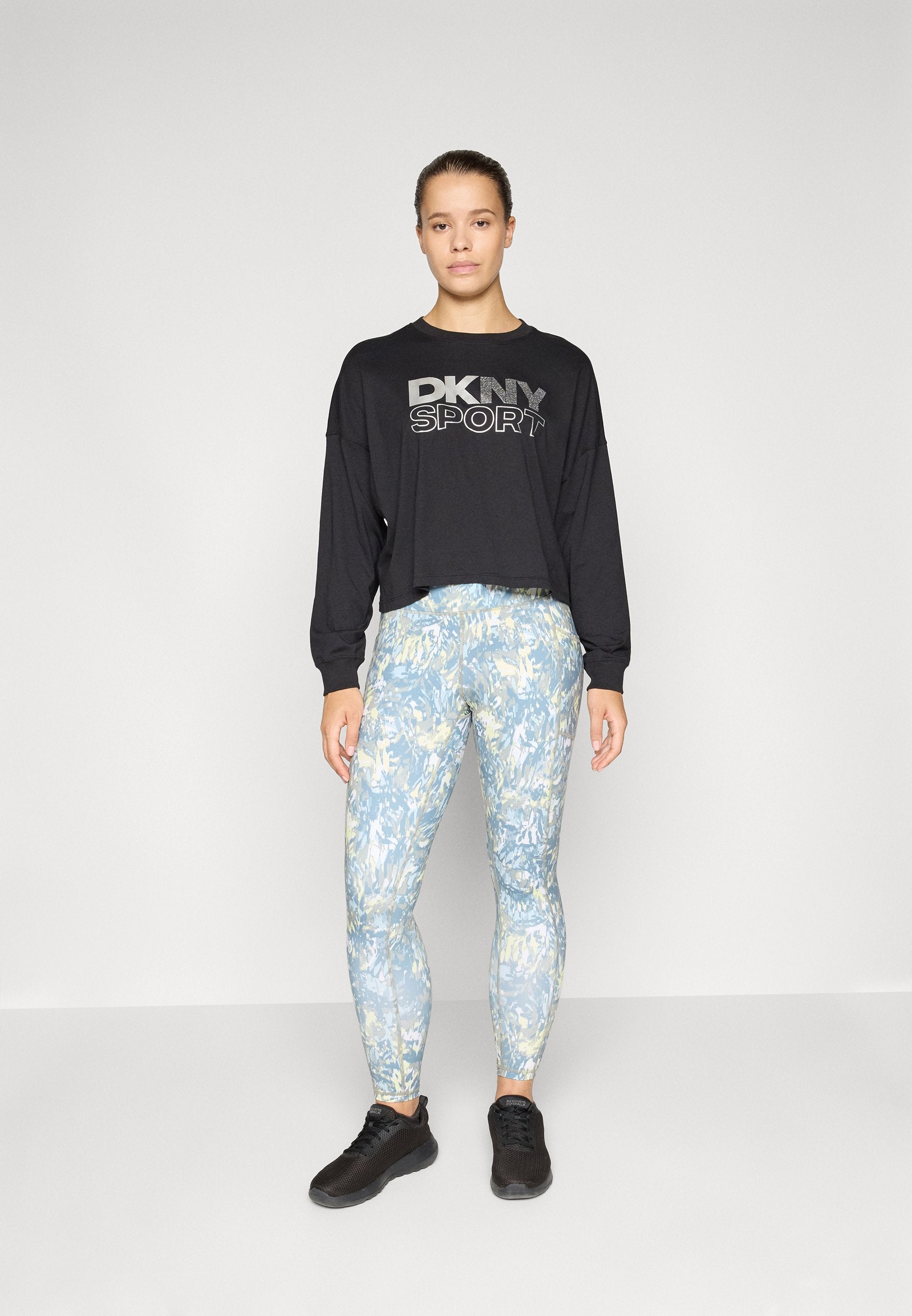 DKNY Sport