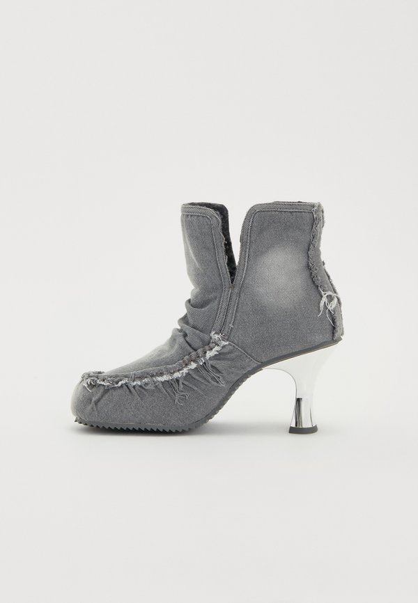 Diesel D-WOODSTOCK HEEL AB