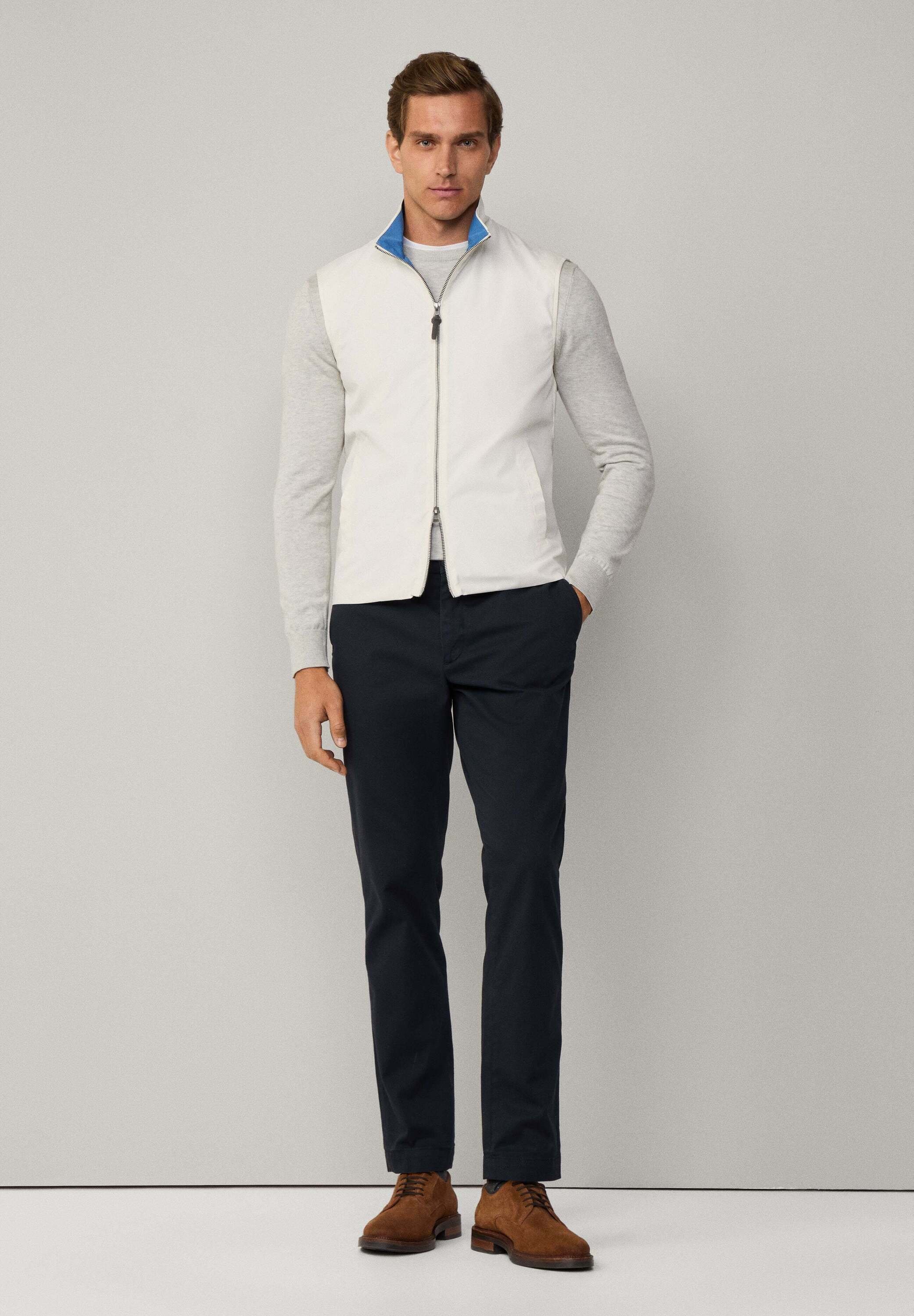 Hackett London TRAVEL