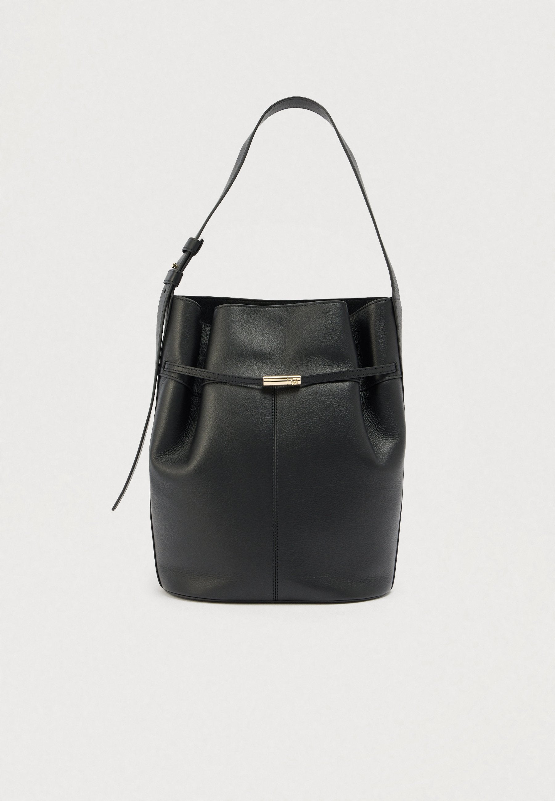 BOSS HELYA BUCKET