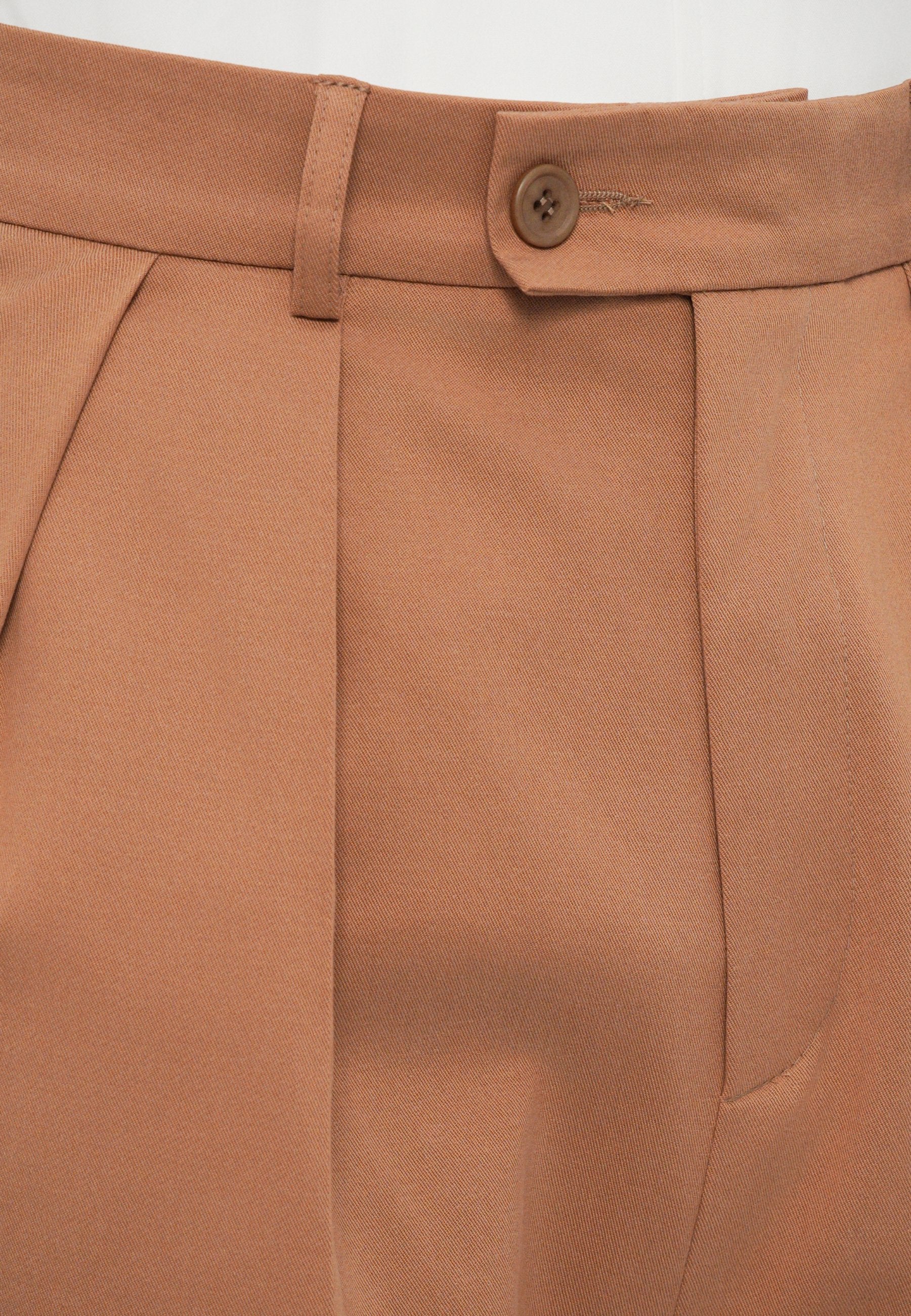 Essential Collective TROUSERS WITH PLEATS