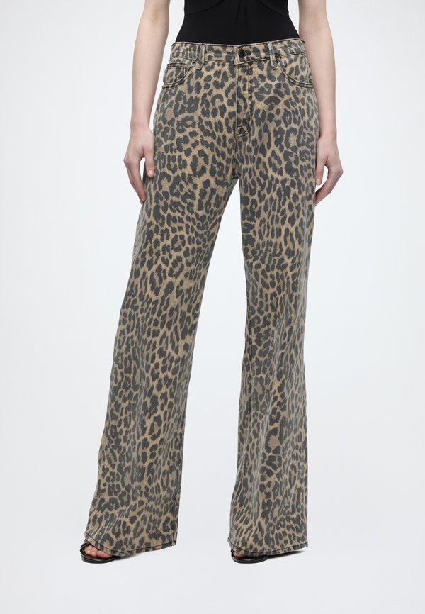 Good American GOOD STANDARD EASE LEOPARD JEANS