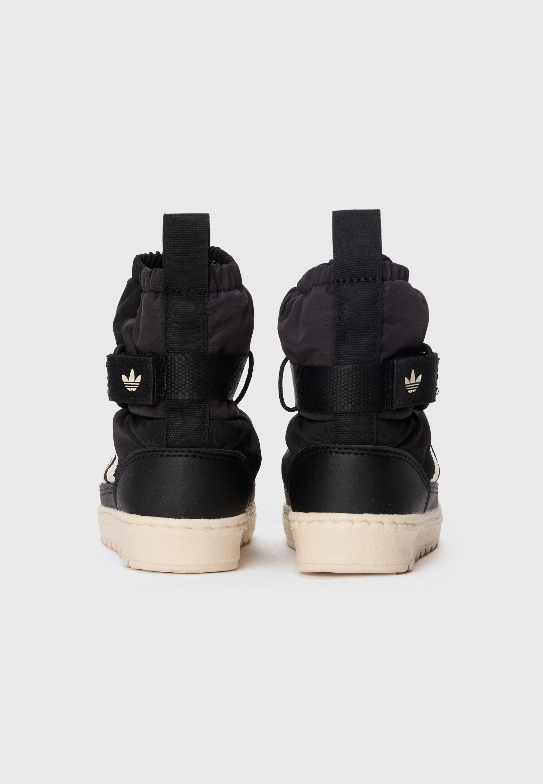 SUPERSTAR 360 UNISEX Media 3