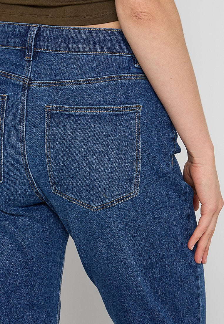 ONLY Petite Jeans Straight Leg Media 7