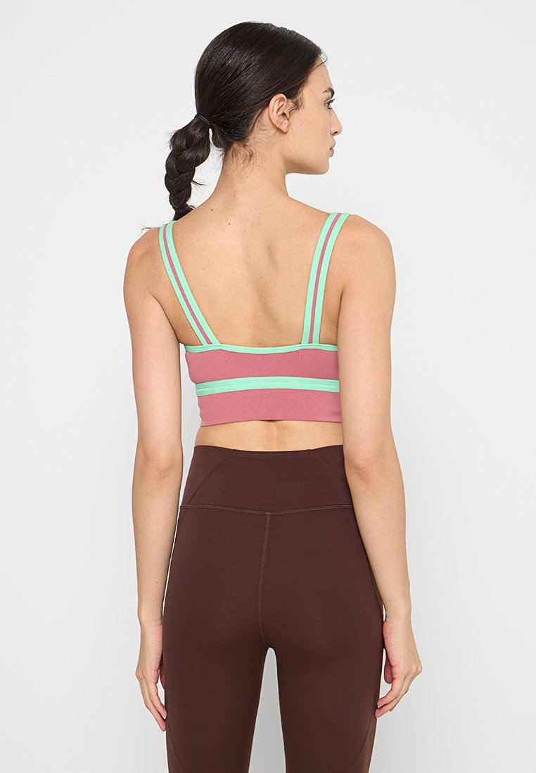 Fabletics RYLIE