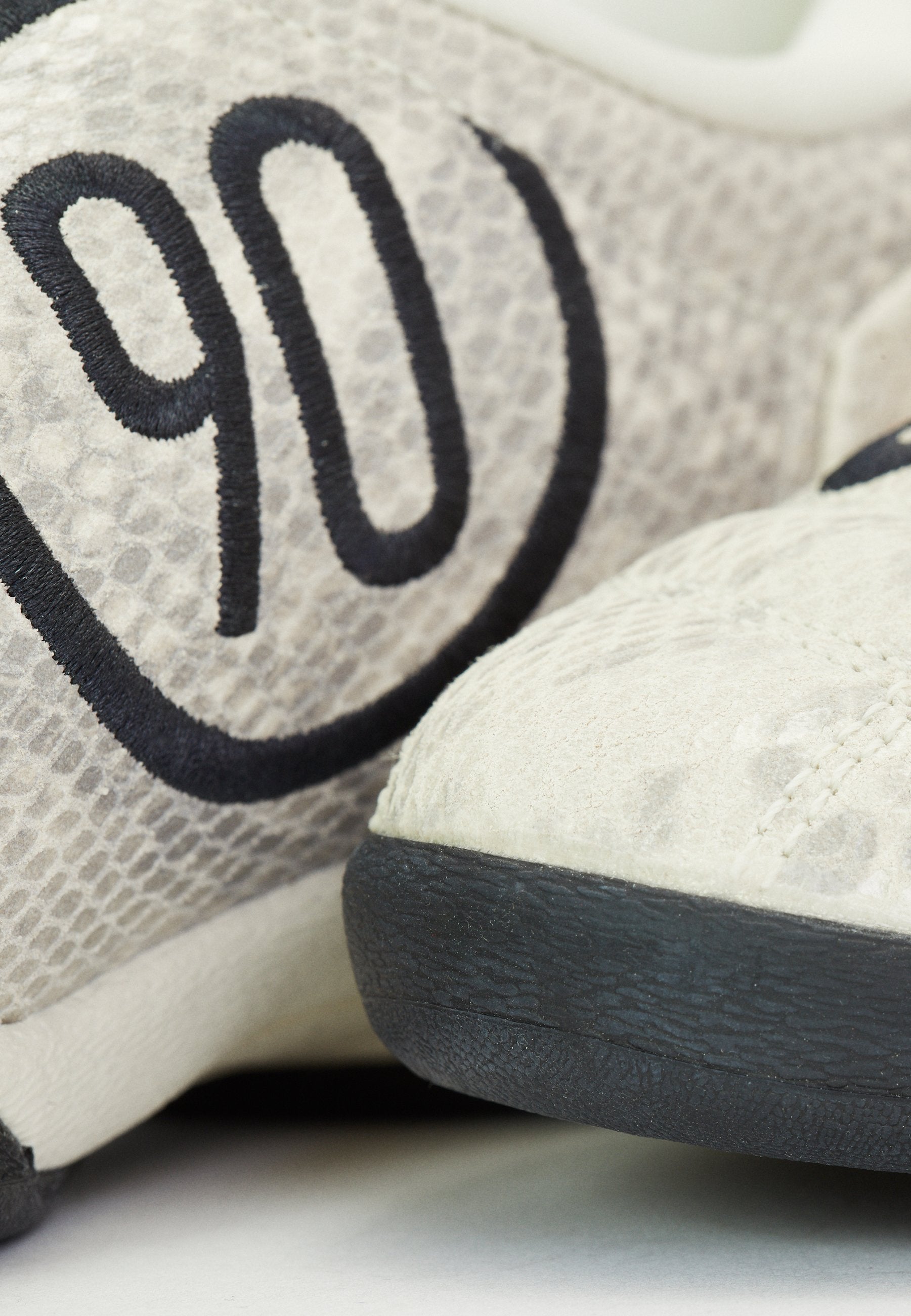 Nike Sportswear T90 SE