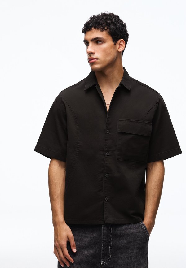 Bershka BOXY - SHIRT - Shirt - black