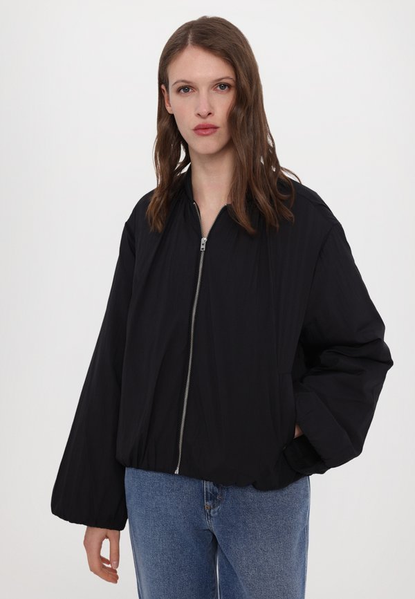 CLOSED PADDED BLOUSON