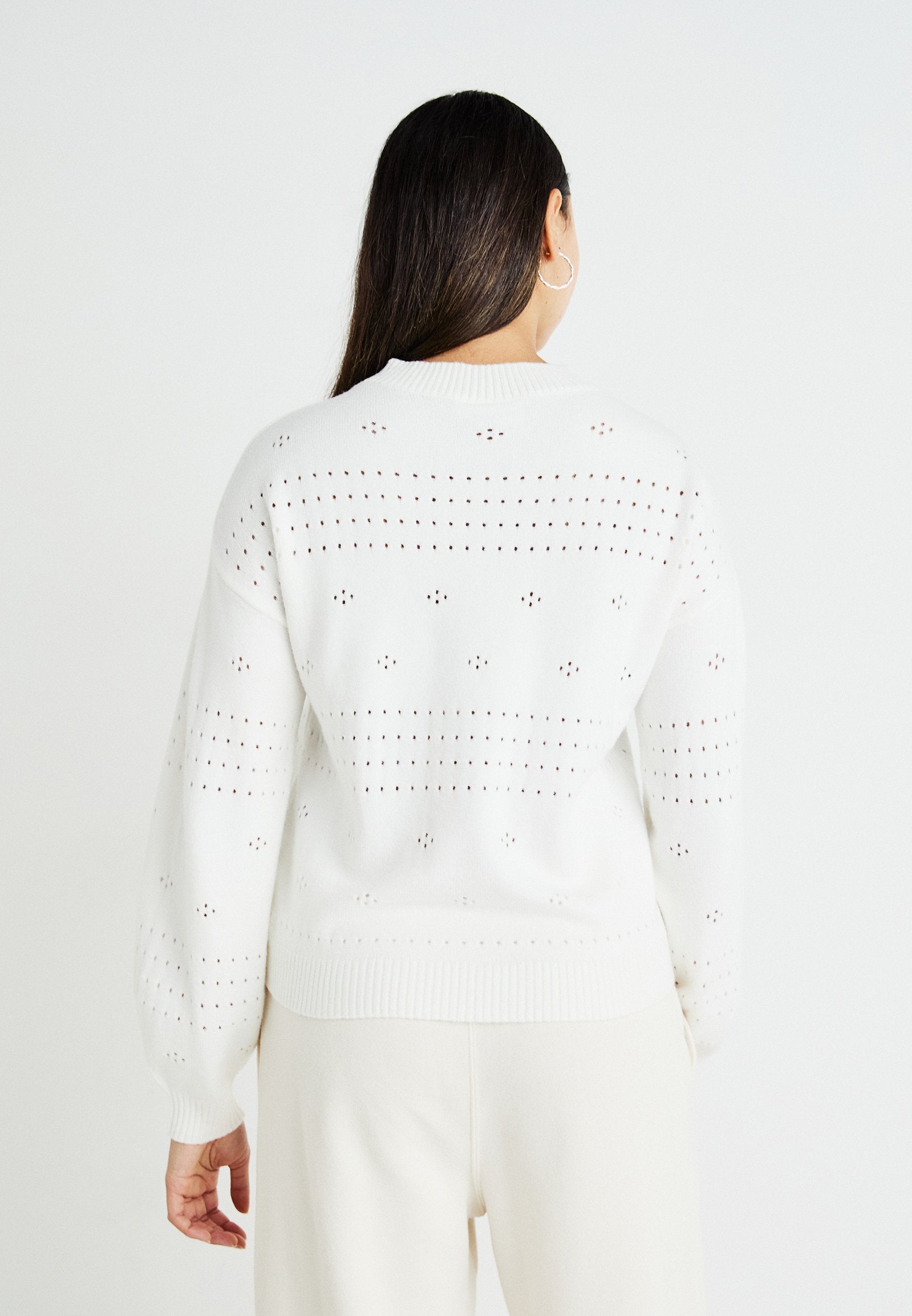 VILA VIRIL O-NECK POINTELLE