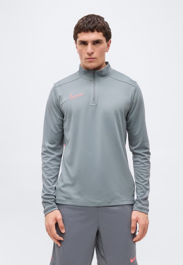 Nike Performance Long sleeved top - smoke grey/white/hot punch