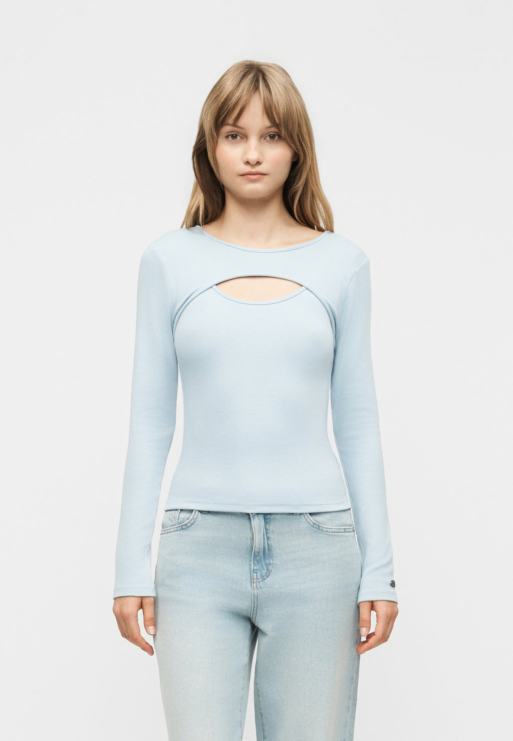 GAP LOGO CUT OUT TEE