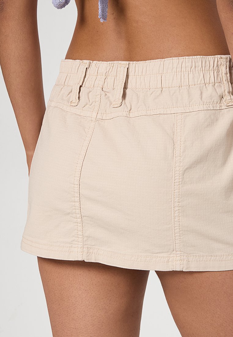 BDG Urban Outfitters