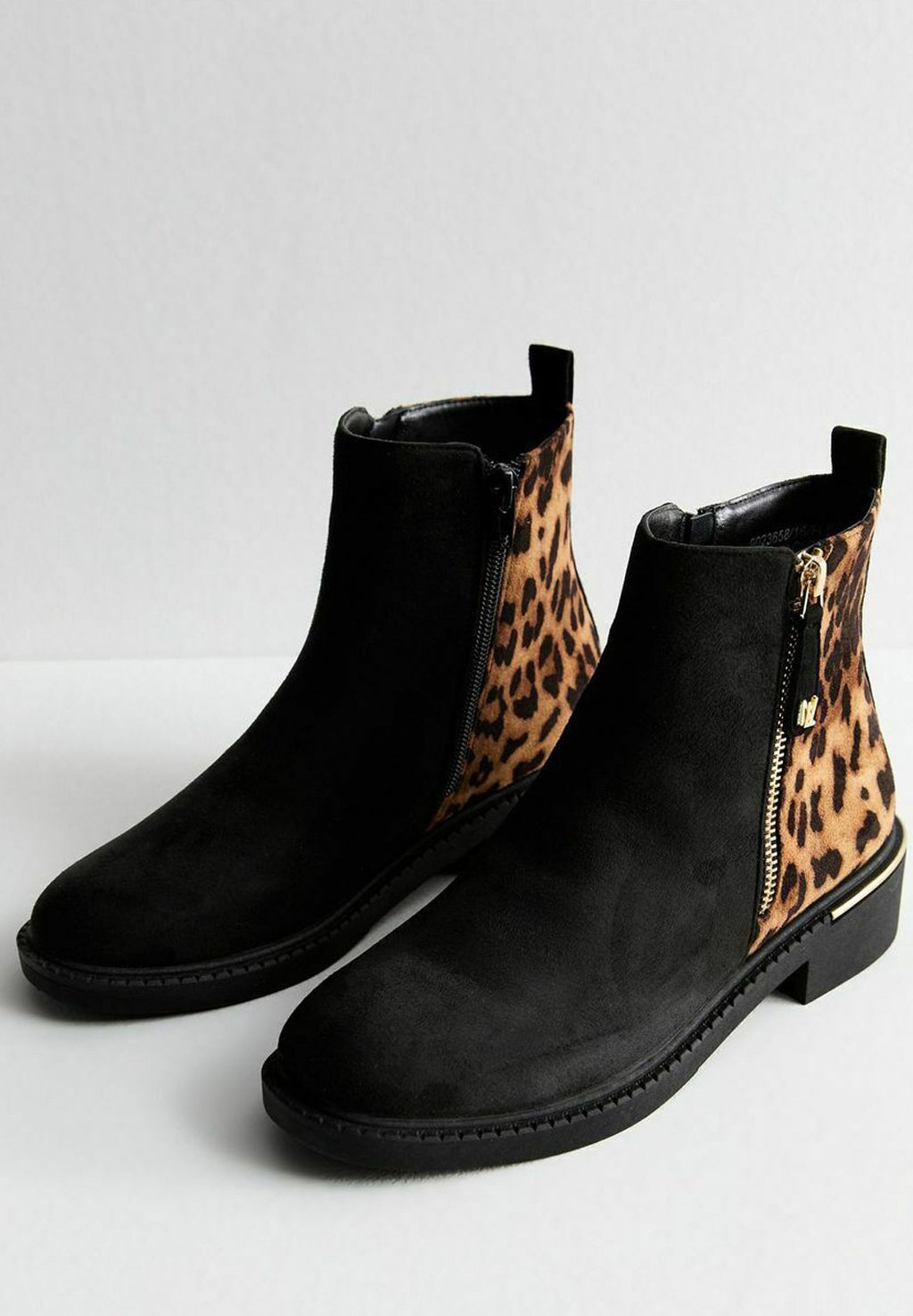 New Look SUEDETTE LEOPARD