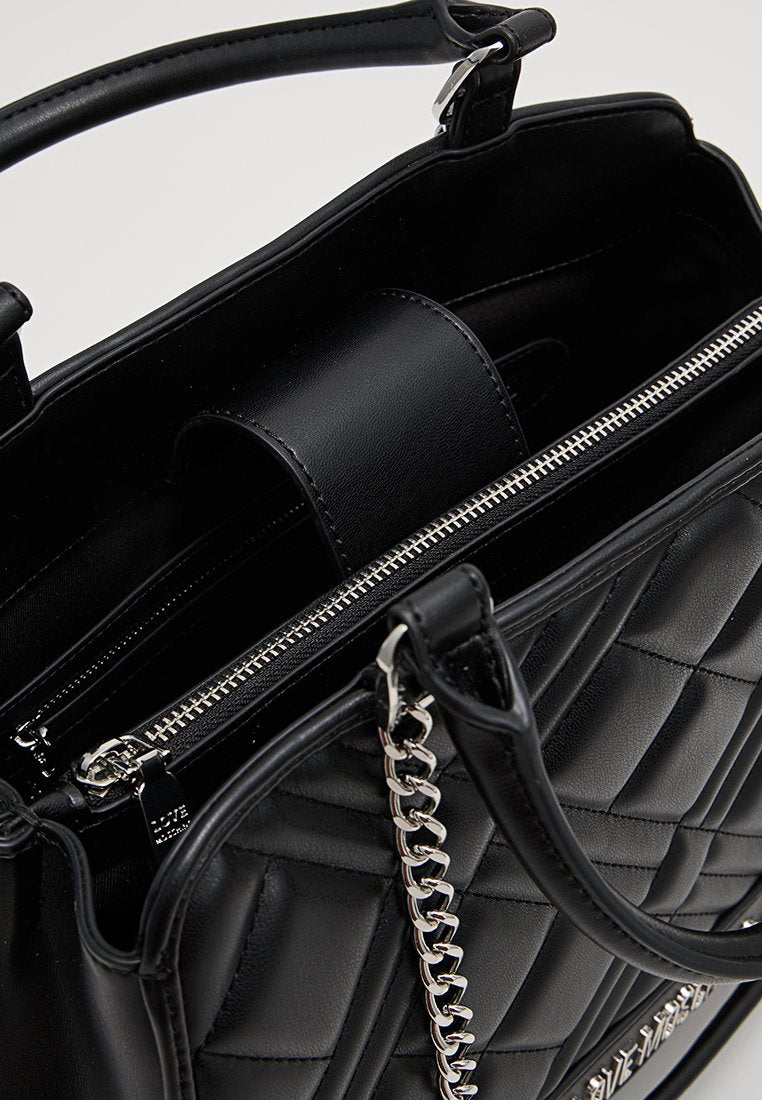 Love Moschino