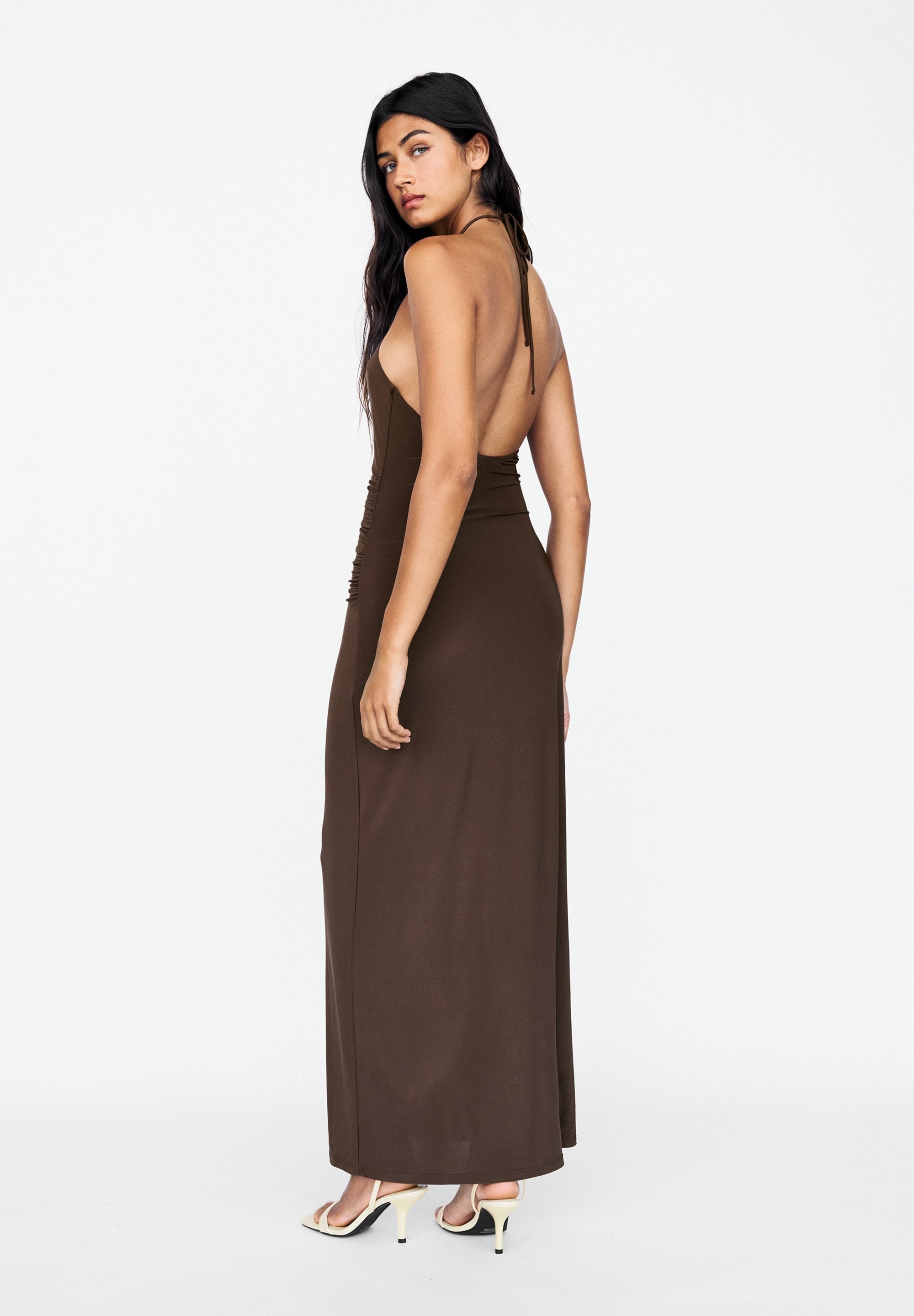 PULL&BEAR DRAPED HALTER NECK - MIDI