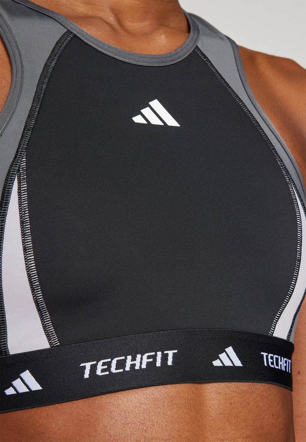 adidas Performance TECHFIT MEDIUM-SUPPORT HIGH-NECK COLORBLOCK