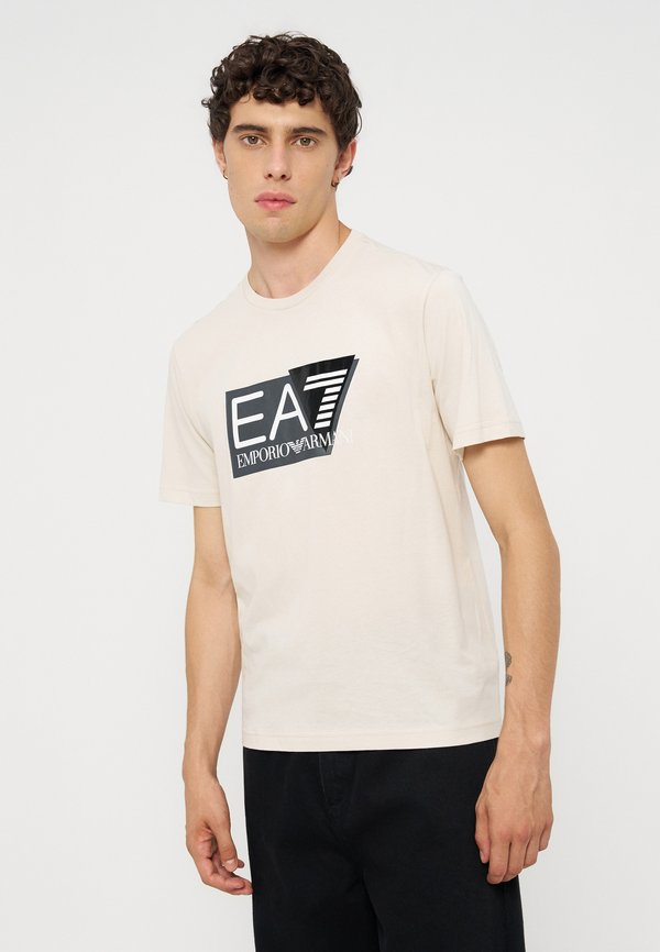 EA7 Emporio Armani