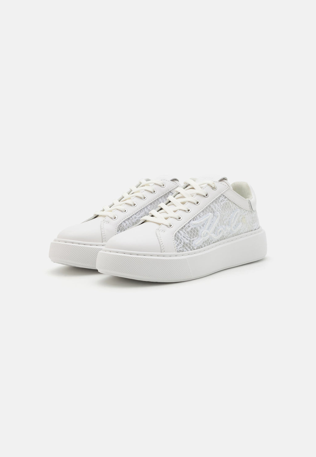 MAXI KUP AUTOGRAPH LACE Media 2