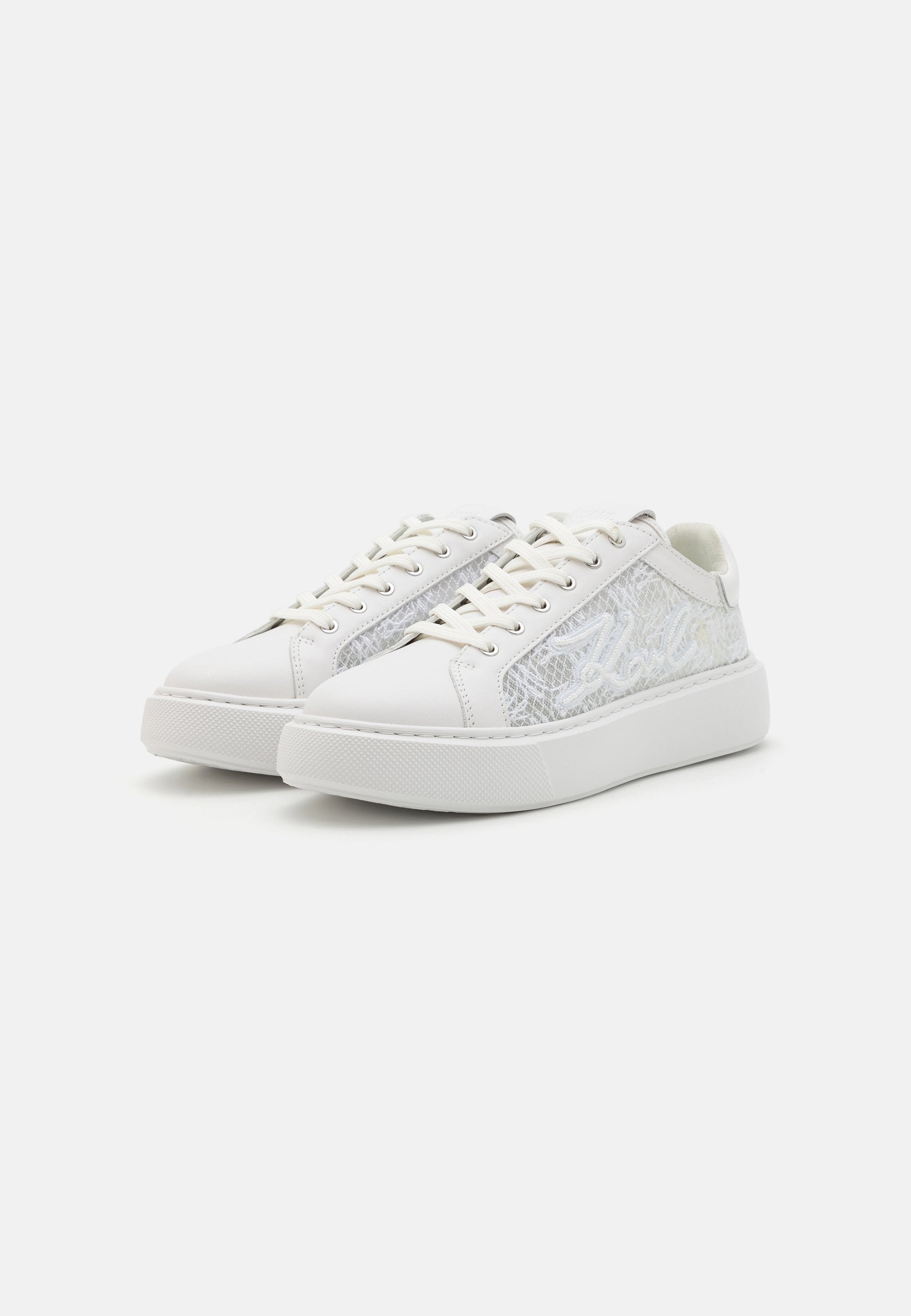 MAXI KUP AUTOGRAPH LACE Media 2