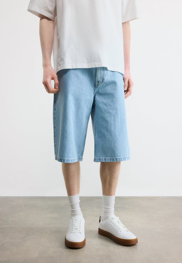 Calvin Klein Jeans