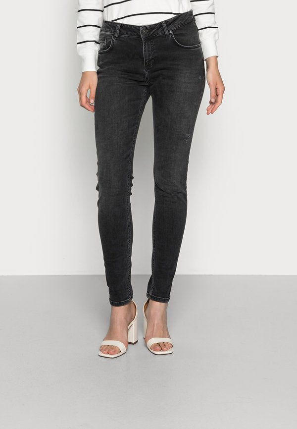 LTB LTB Jeans MIKA C LELIA WASH PANTS Female Relaxed Fit
