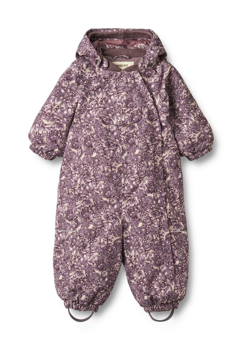 Lila Blumendesign Schneeanzug mit Kapuze, gepolstertem Außenmaterial, elastischen Bündchen und Knöcheln, Druckknopfverschluss und einer einzelnen Vorderseite-Tasche.