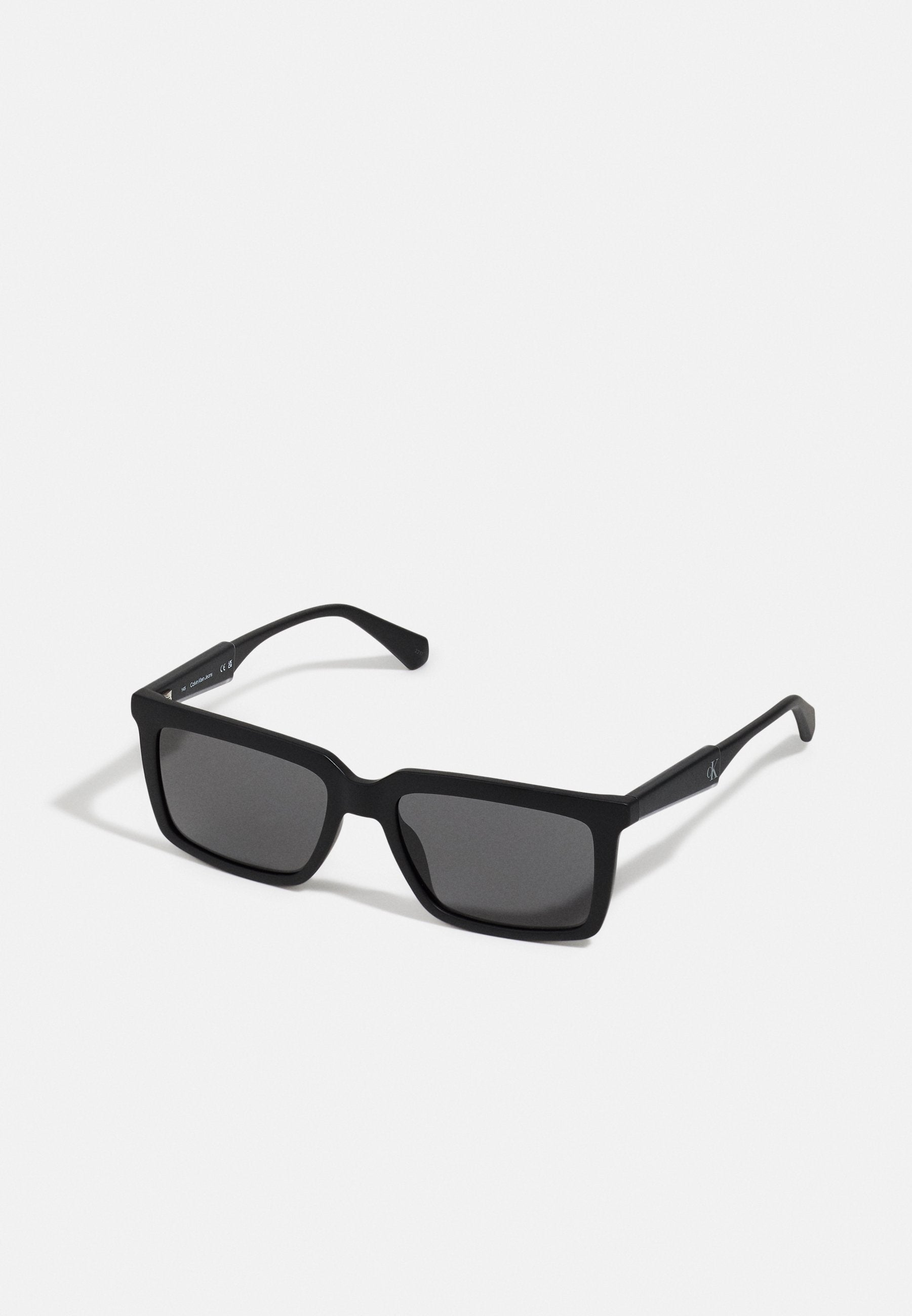 Calvin Klein Jeans Sonnenbrille Media 1