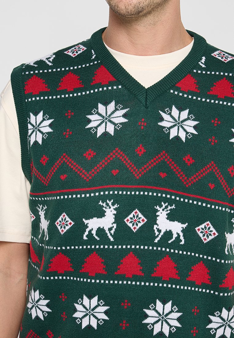 CHRISTMAS RELAXED FIT Media 3