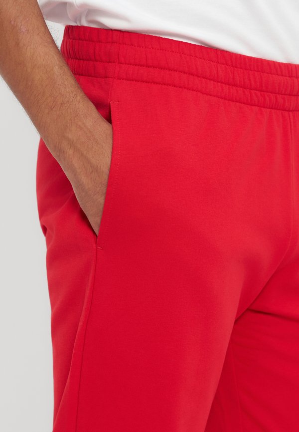 EA7 Emporio Armani