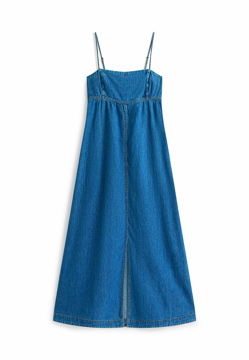 Blaues Denim-Maxikleid mit dünnen Spaghettiträgern und vorderem Schlitz, mit einem taillierten Oberteil und ausgestelltem Rock.