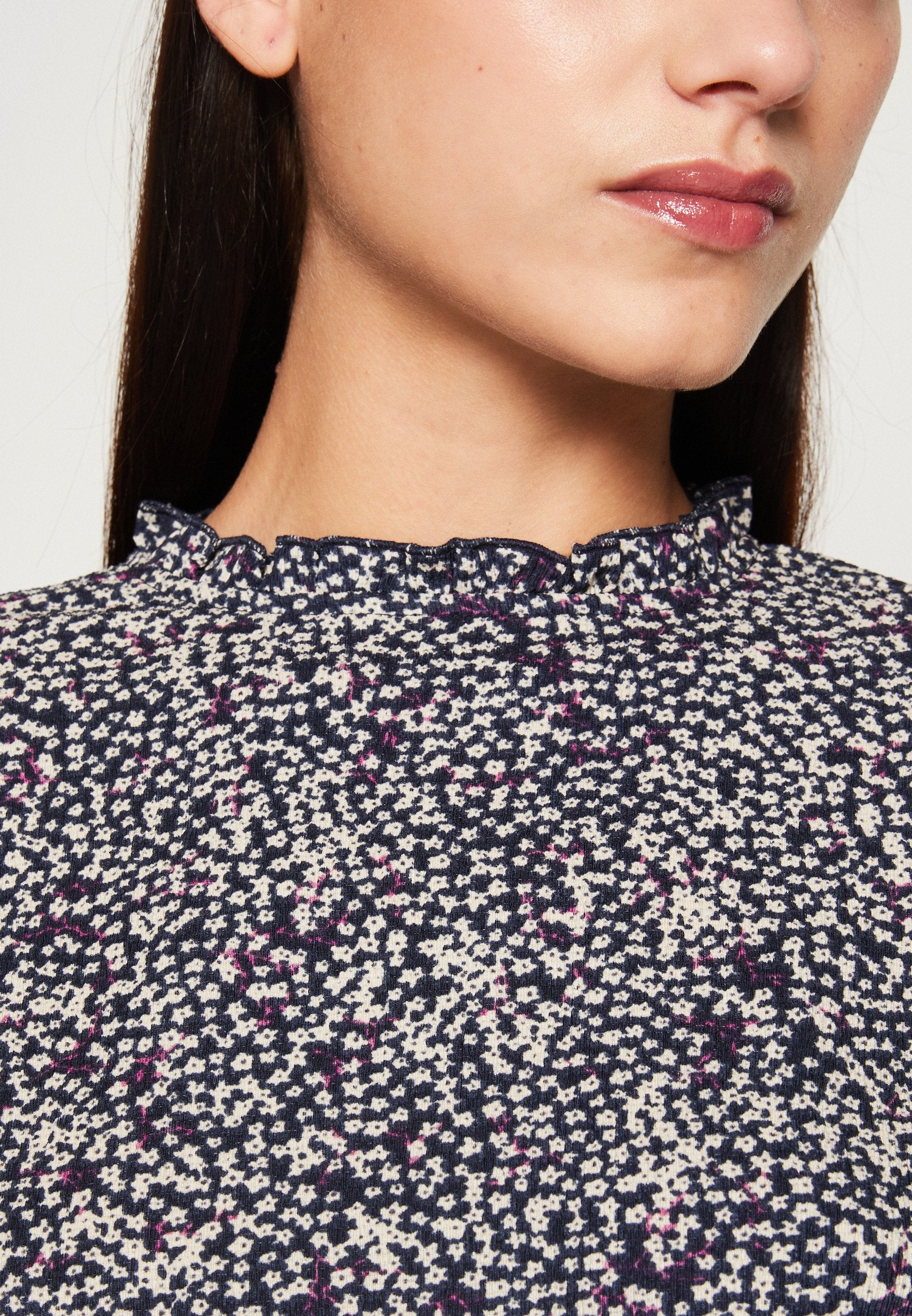 JDY JDYLOTUS FRILL TOP