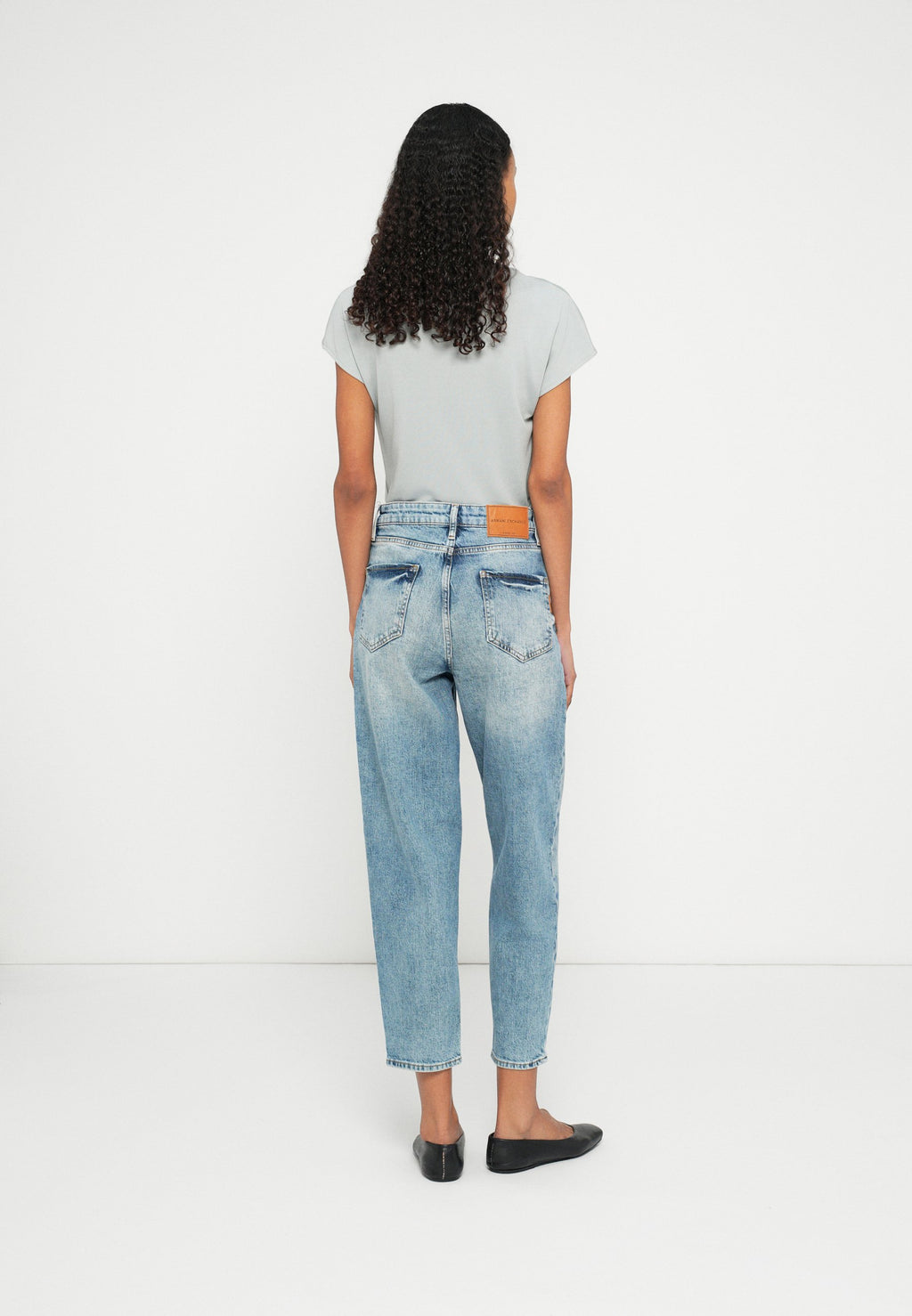 Armani Exchange Jeans Relaxed Fit Media 2