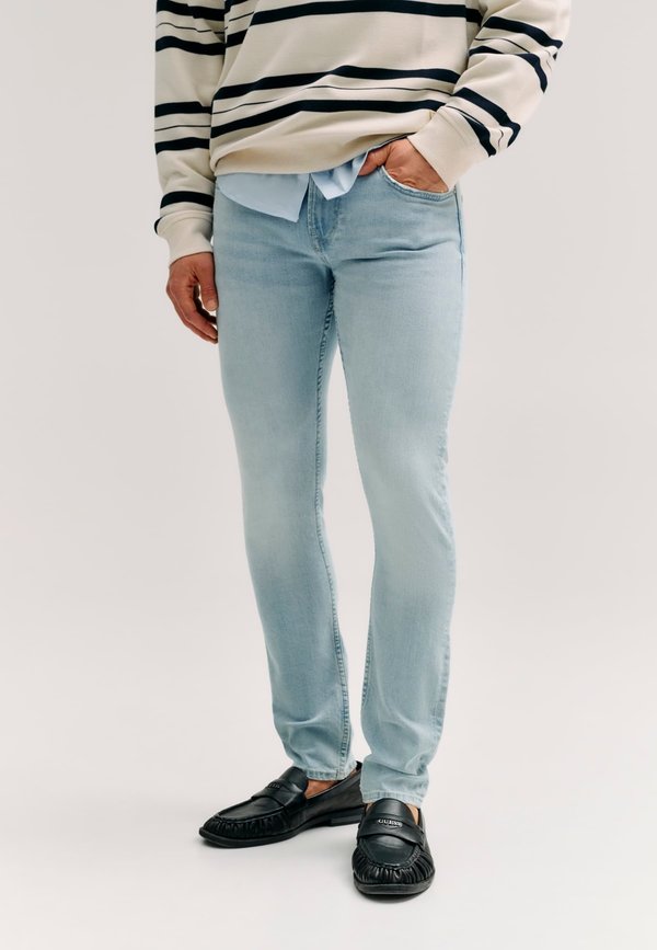 Guess MIAMI - Slim fit jeans - hellblau