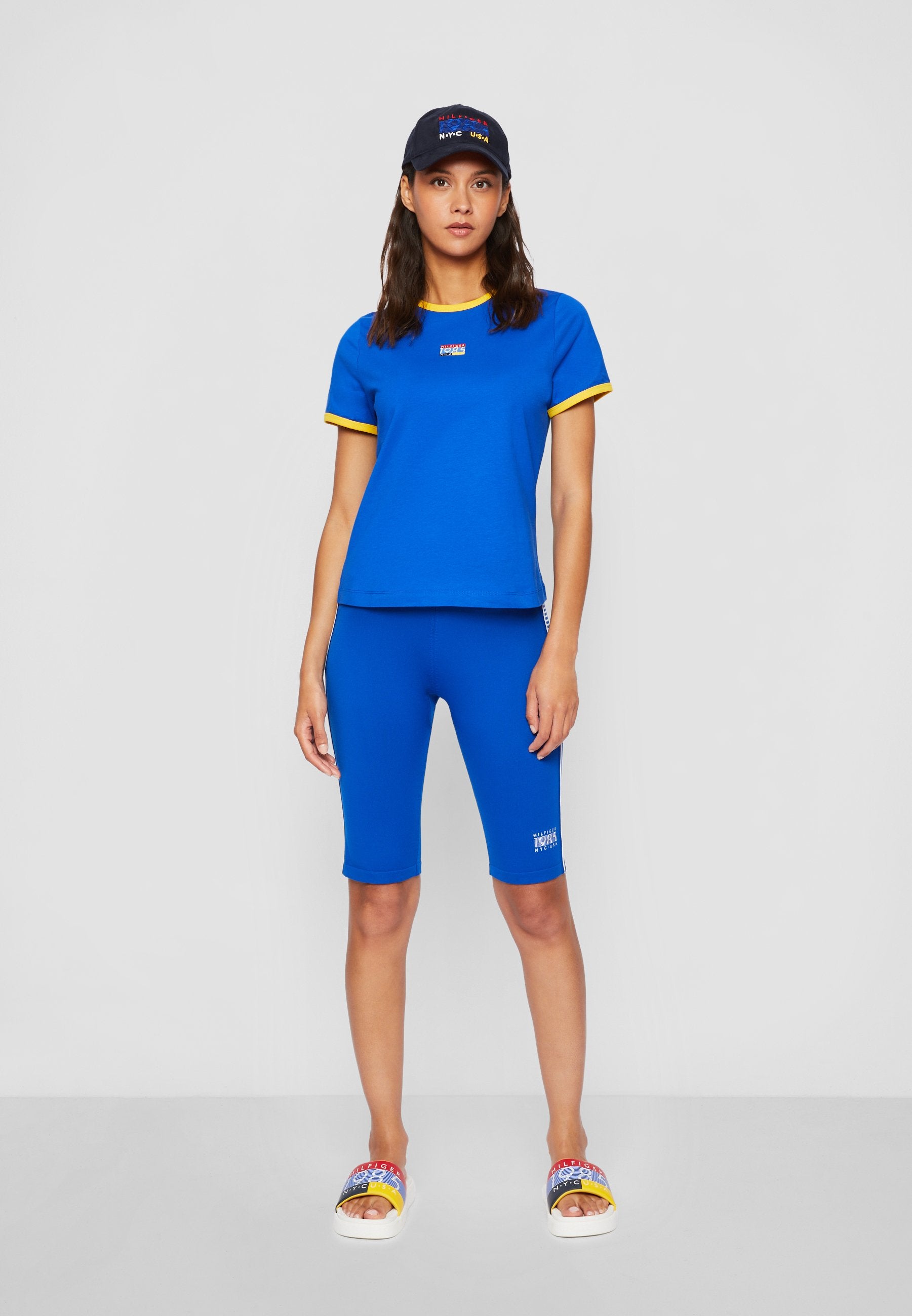 EXCLUSIVE HILFIGER TEAM Media 2