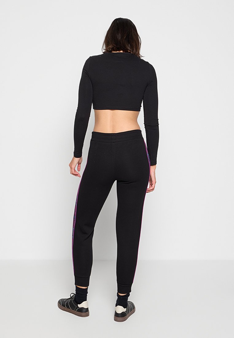EA7 Emporio Armani Jogginghose Media 3