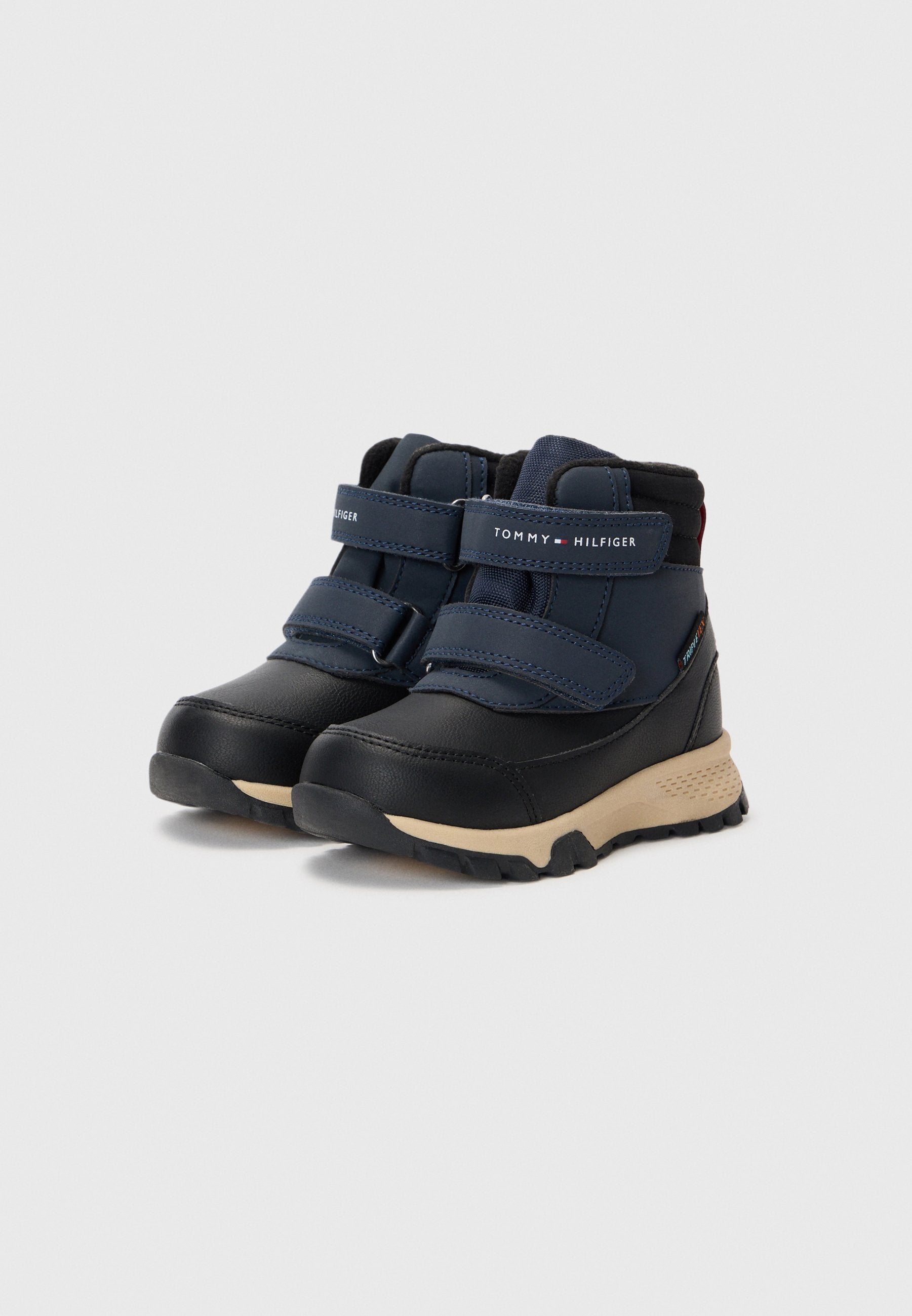 SCOTTIE WATERPROOF UNISEX Media 2