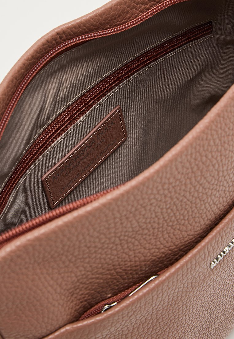 Mandarina Duck