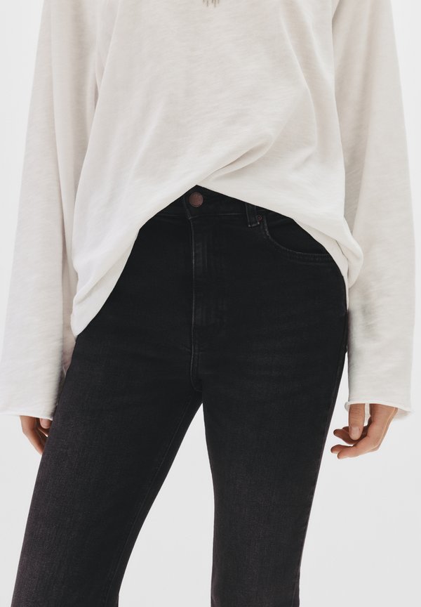 PULL&BEAR
