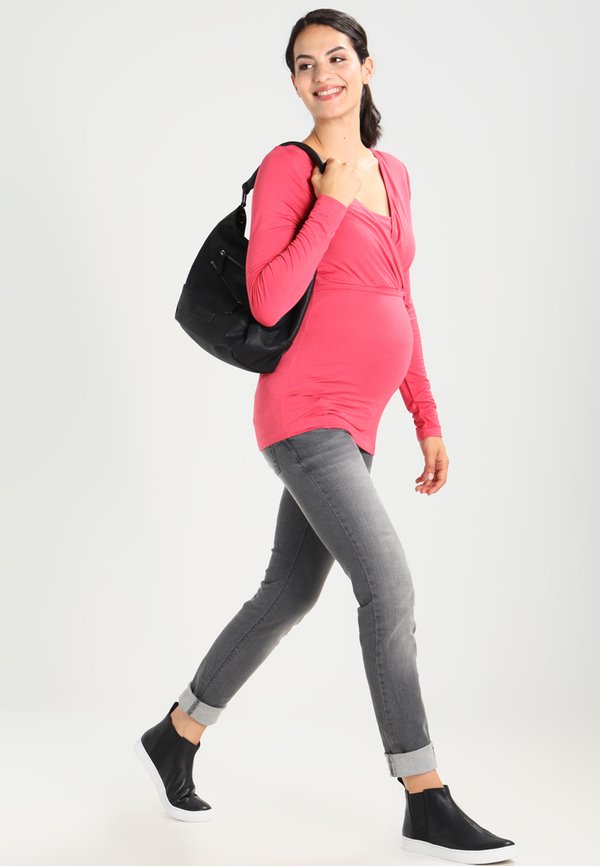 Esprit Maternity