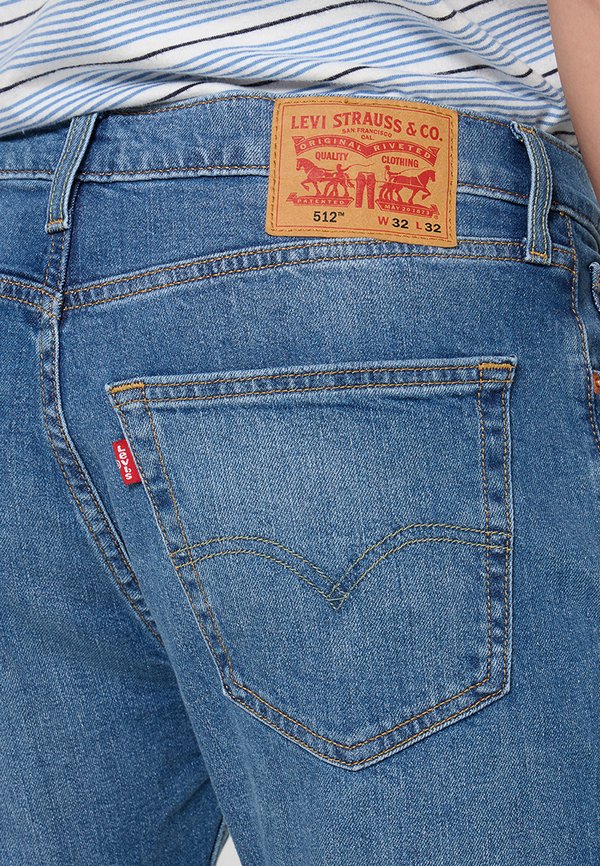 Levi's® 512 SLIM TAPERED