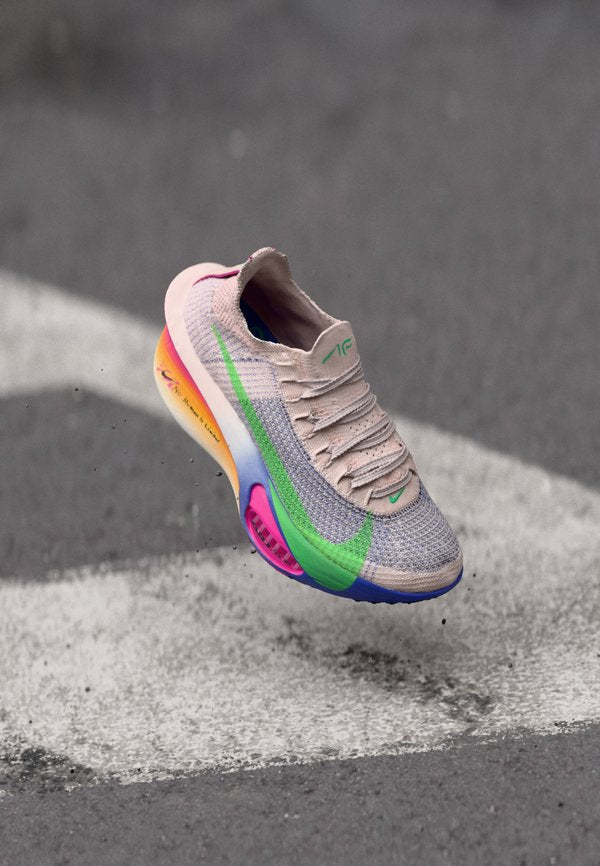 Nike Performance ALPHAFLY 3 EK - Road running shoes - silt red/green shock/bright ceramic/fire pink/persian violet