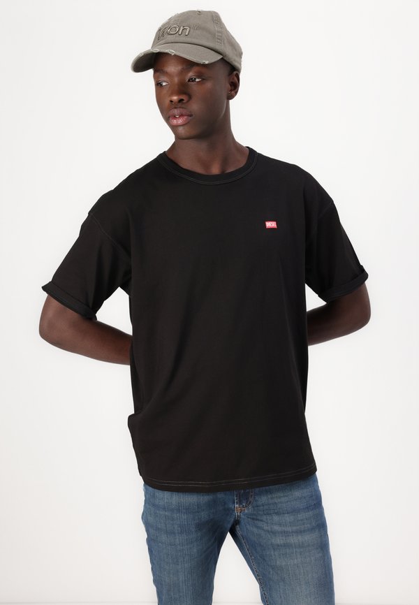 Diesel SLEENKER