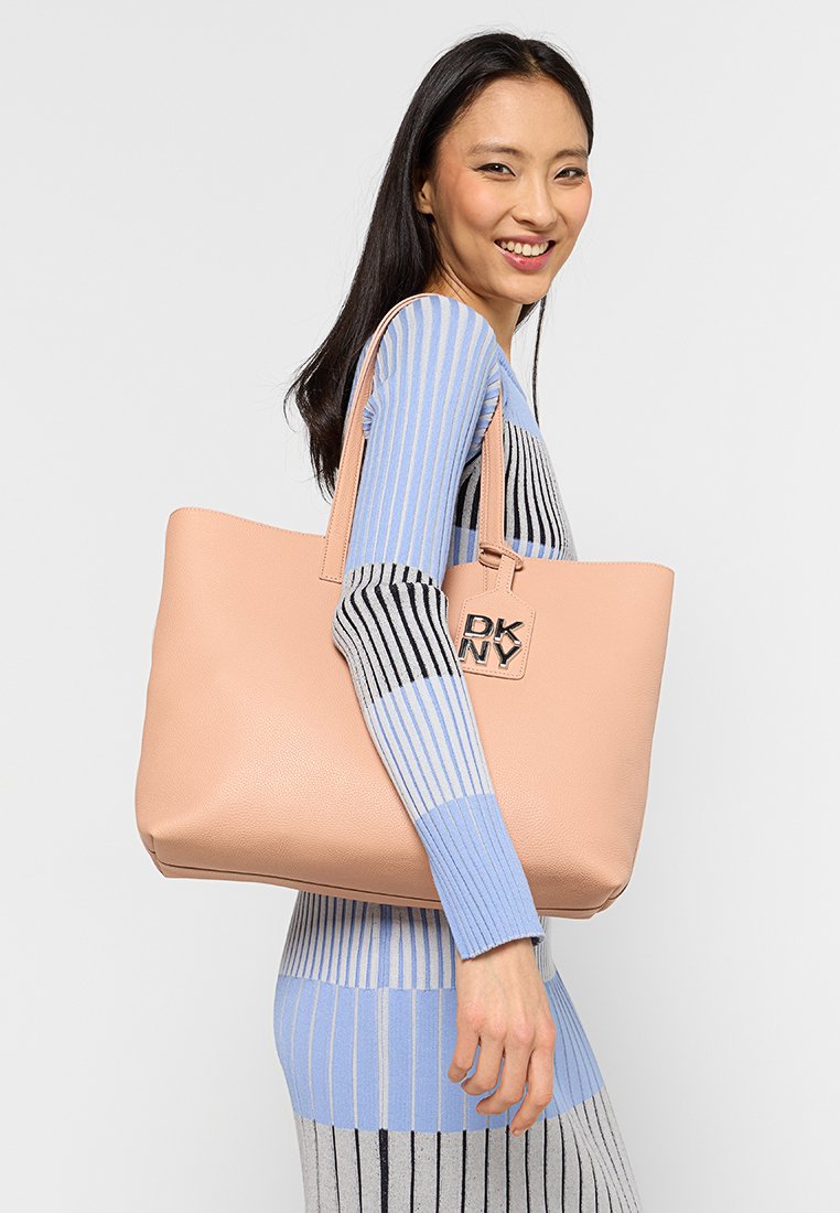DKNY PARK SLOPE