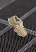 New Balance U9060 SATIN - Trainers - beige