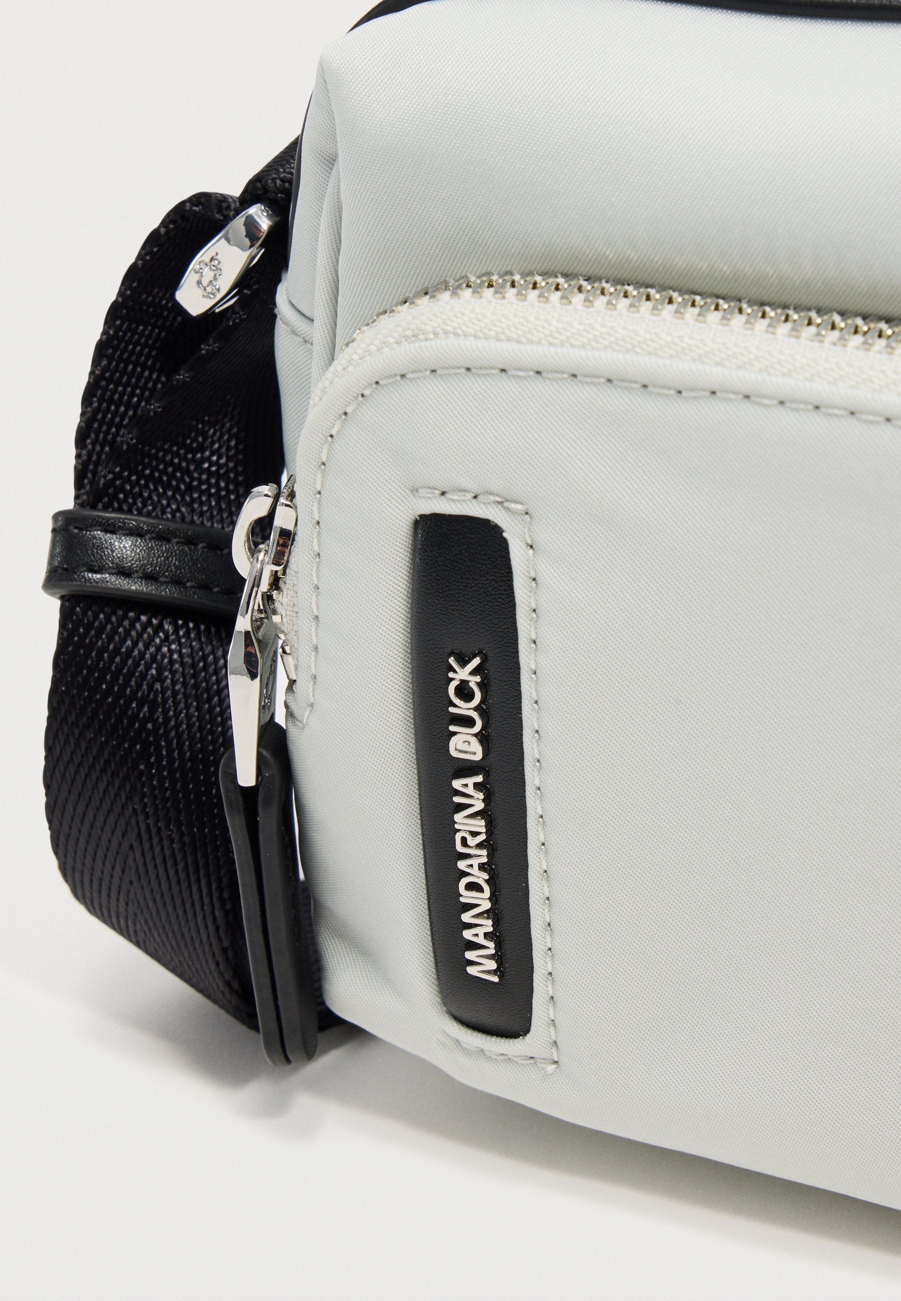Mandarina Duck HUNTER