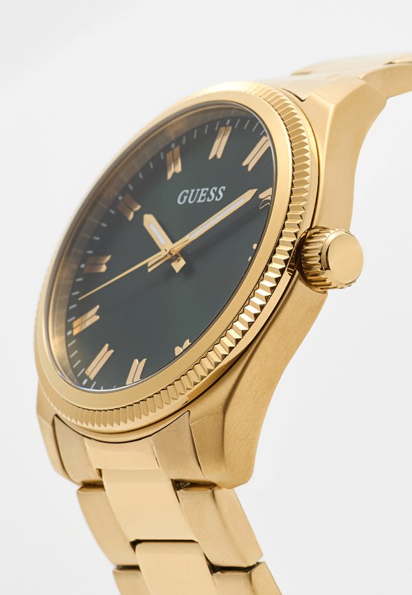 Guess HUCK