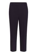 Marineblaue, schmal zulaufende Hose mit flachem Bund, elastischem Taillenbund und geraden Beinen. Hergestellt aus einem glatten, dehnbaren Stoff. Keine sichtbaren Taschen.